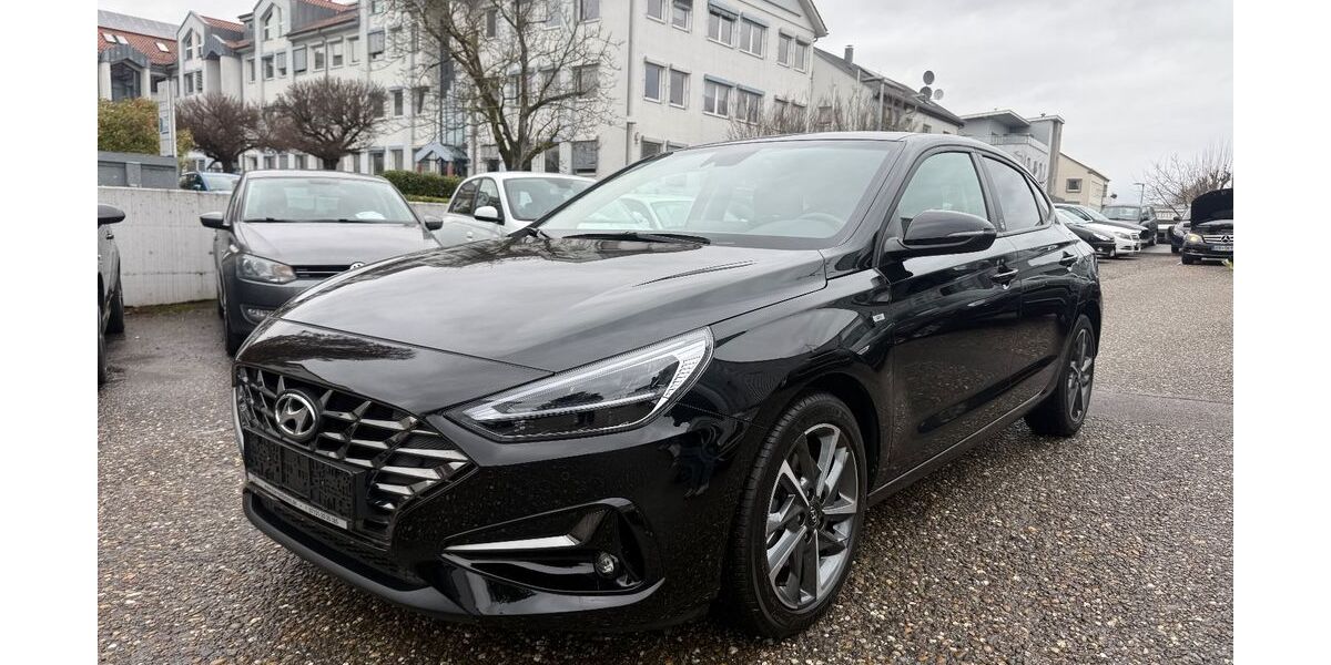 Hyundai i30 52.000 km 16.990 &euro; Heilbronn 74080