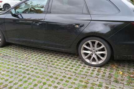 Seat Leon 181.000 km 12.400 € Öhringen 74613