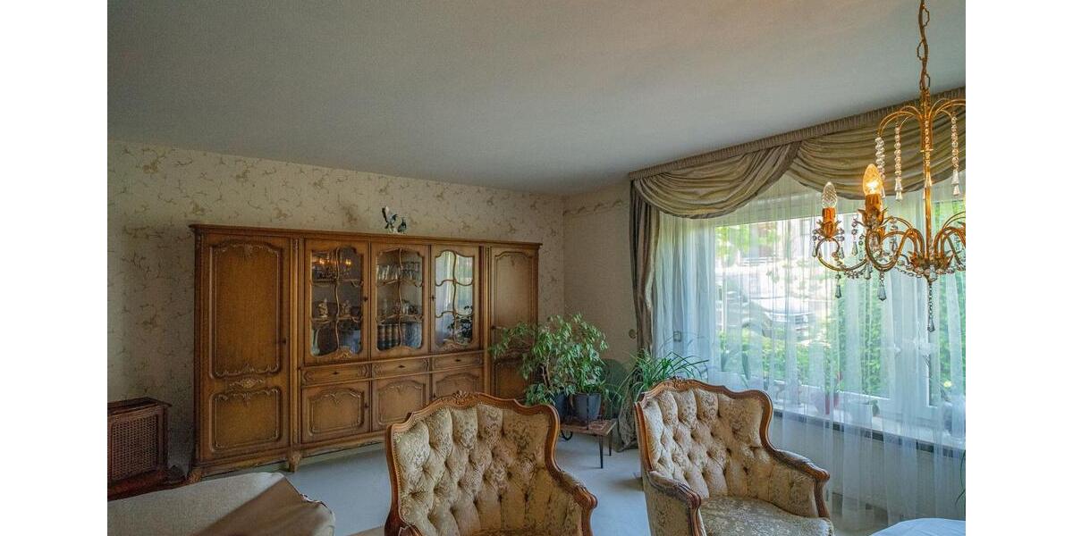 Einfamilienhaus Sulzfeld - 7 Zimmer, 230 m&sup2;, 520.000&euro; | Angebot:26592934
