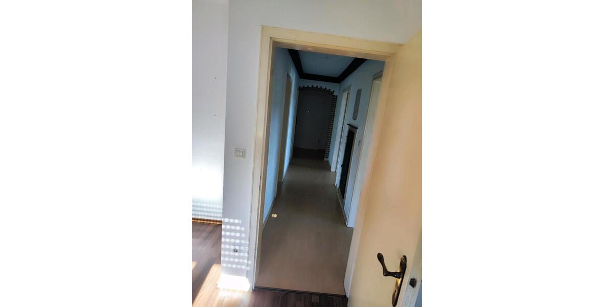 Etagenwohnung Backnang - 3 Zimmer, 78 m&sup2;, 1.100&euro; | Angebot:26690175