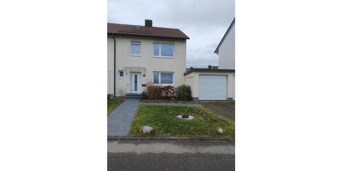 Vermietung Doppelhaushälfte in Affalterbach 5 zimmer