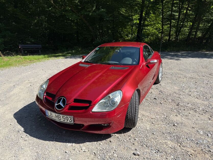 Mercedes-Benz SLK 350 175.000 km 10.800 € Hessigheim 74394