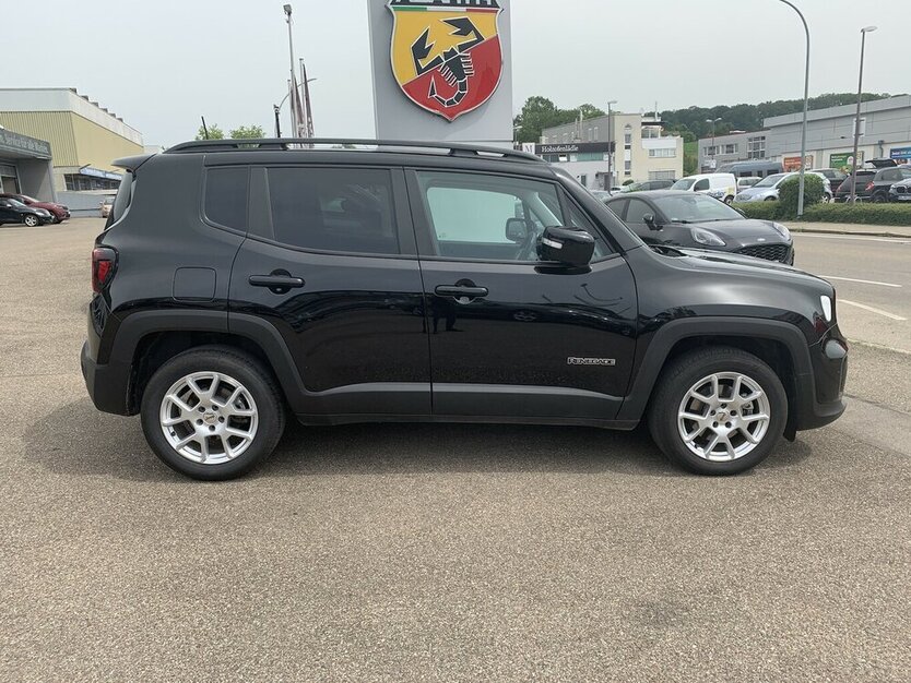 Jeep Renegade 1.5 Mild-Hybrid Automatik Limited 13.800 km 21.900 € Backnang, 71522