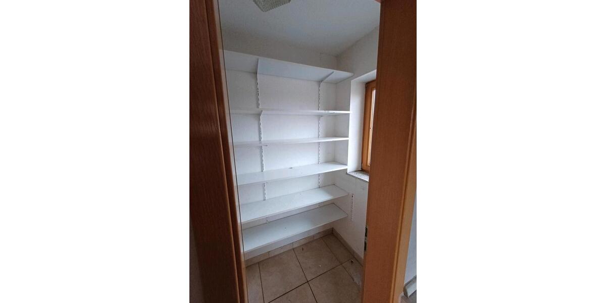 Erdgeschoßwohnung Haßmersheim - 3.5 Zimmer, 118 m&sup2;, 1.200&euro; | Angebot:26438204