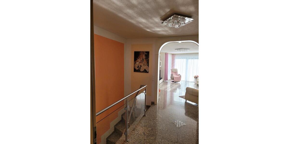 Erdgeschoßwohnung Bad Friedrichshall - 4 Zimmer, 133 m&sup2;, 540.000&euro; | Angebot:25934988