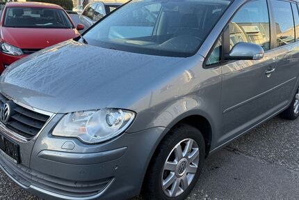 VW Touran 159.000 km 2.990 &euro; Heilbronn 74080