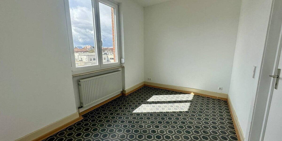 Etagenwohnung Heilbronn - 3 Zimmer, 77 m&sup2;, 450&euro; | Angebot:26358803