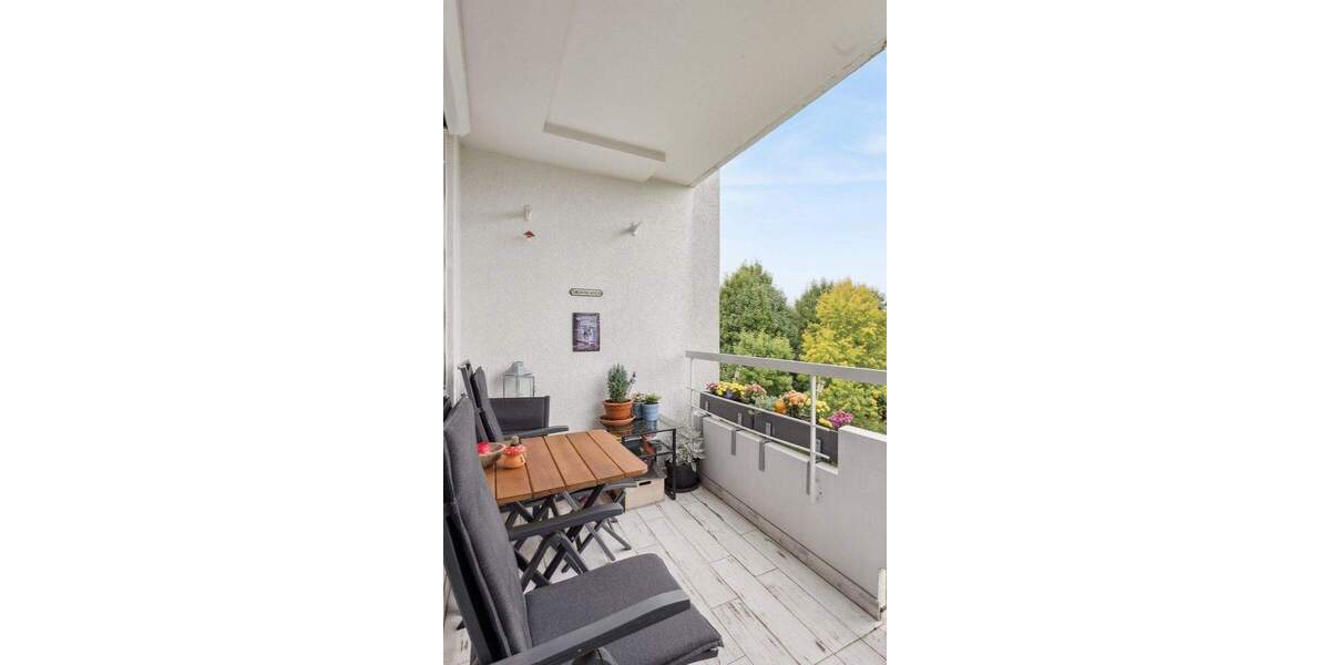 Etagenwohnung Ludwigsburg Eglosheim - 2 Zimmer, 64 m&sup2;, 219.000&euro; | Angebot:23979932