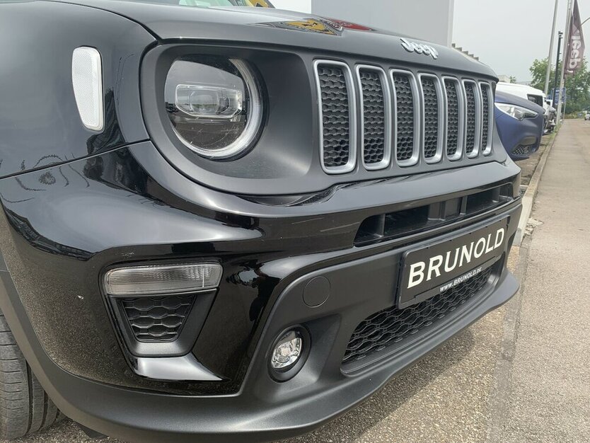 Jeep Renegade 1.5 Mild-Hybrid Automatik Limited 13.800 km 21.900 € Backnang, 71522