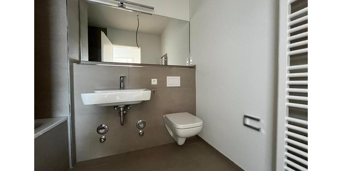Etagenwohnung Bad Friedrichshall - 4 Zimmer, 133 m&sup2;, 1.794&euro; | Angebot:26068589