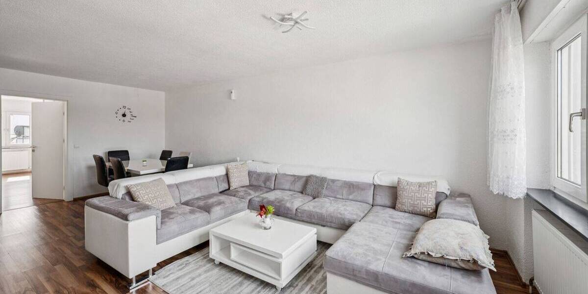 Etagenwohnung Sachsenheim Großsachsenheim - 3 Zimmer, 76 m&sup2;, 269.000&euro; | Angebot:26806853