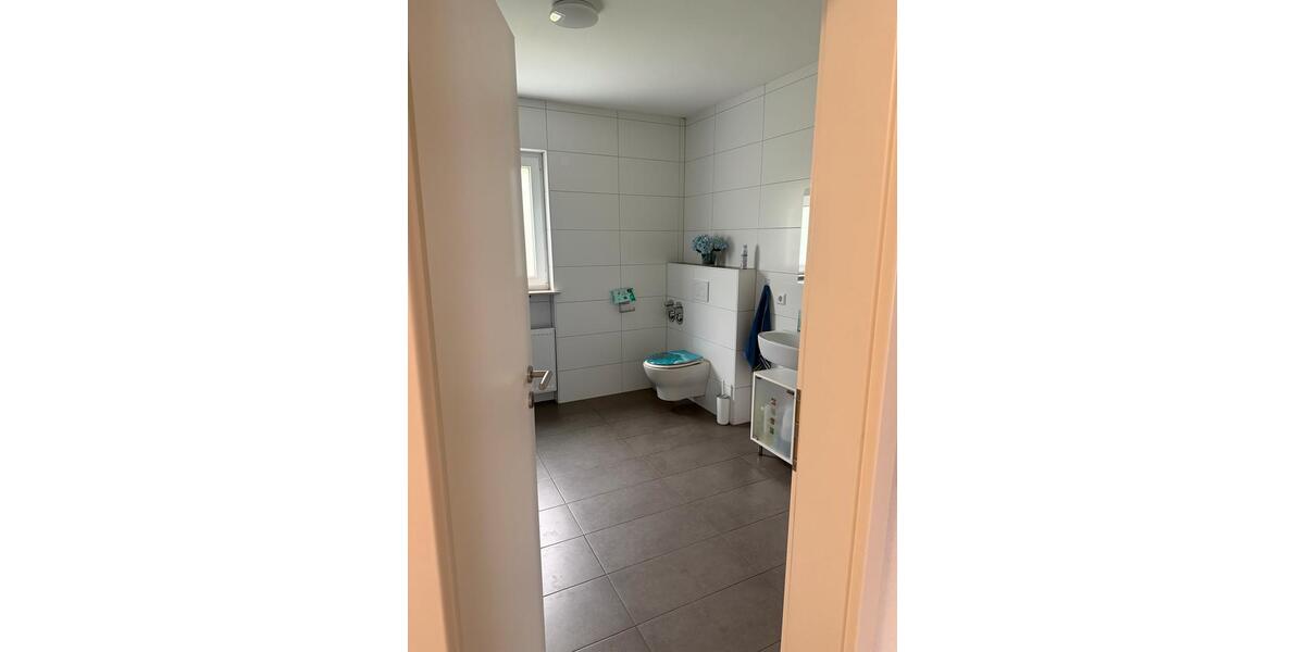 Erdgeschoßwohnung Sinsheim - 4 Zimmer, 107 m&sup2;, 1.500&euro; | Angebot:26462082