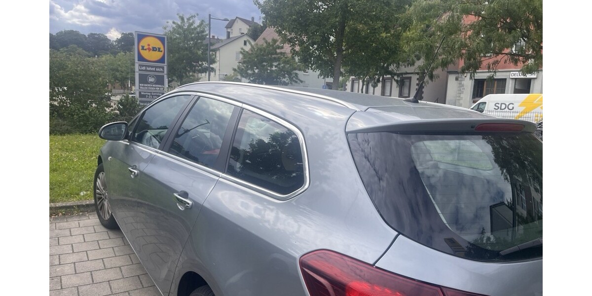 Opel Astra 180.000 km 5.000 € Backnang 71522