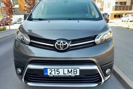 Toyota Proace verso