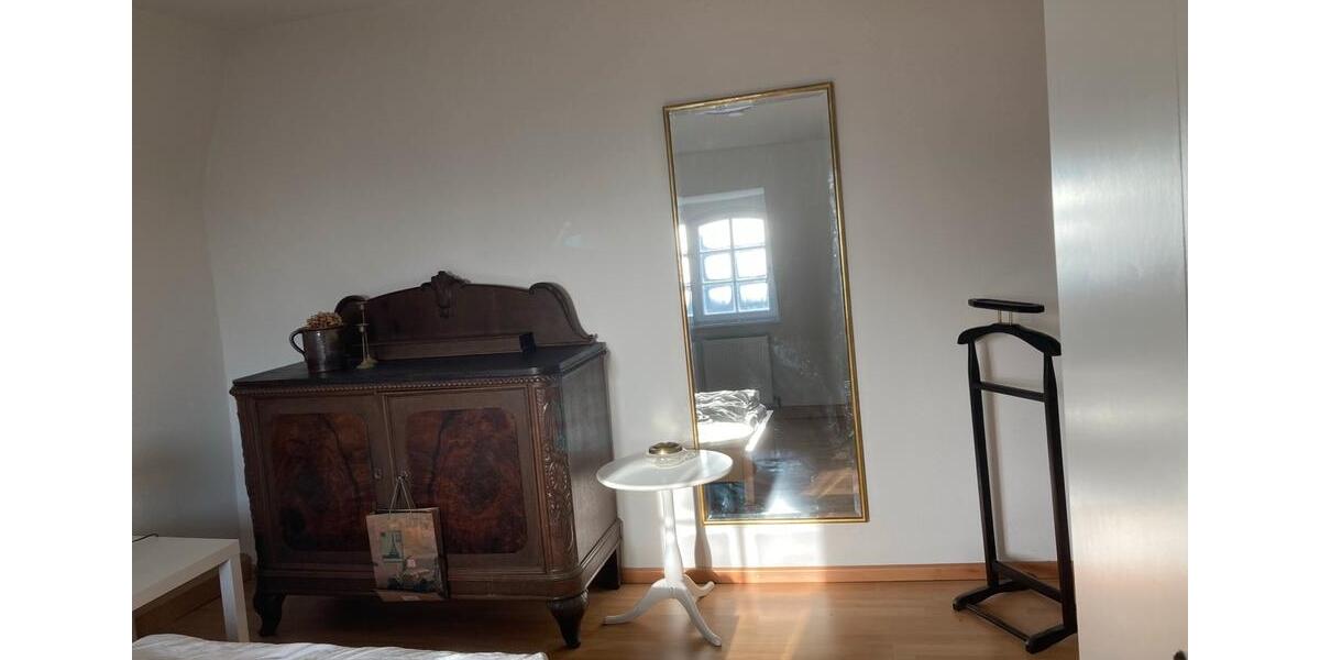 Dachgeschoßwohnung Bad Wimpfen - 1 Zimmer, 54 m&sup2;, 990&euro; | Angebot:26690192