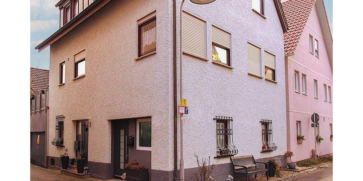 Familienfreundliches Zuhause mit Einliegerwohnung - gepflegt, modernisiert und gut gelegen 6 zimmer