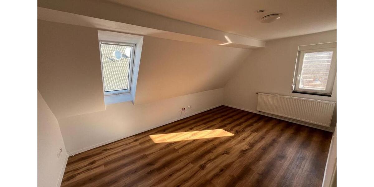 Einfamilienhaus Pfaffenhofen - 6 Zimmer, 200 m&sup2;, 1.750&euro; | Angebot:24700311