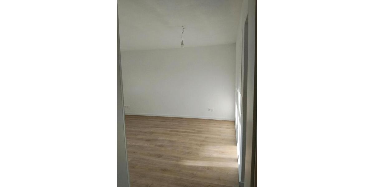 Etagenwohnung Mundelsheim - 3 Zimmer, 45 m&sup2;, 700&euro; | Angebot:26325748