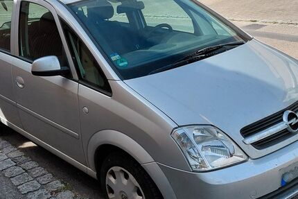 Opel Meriva 54.231 km 2.950 &euro; Walheim 74399