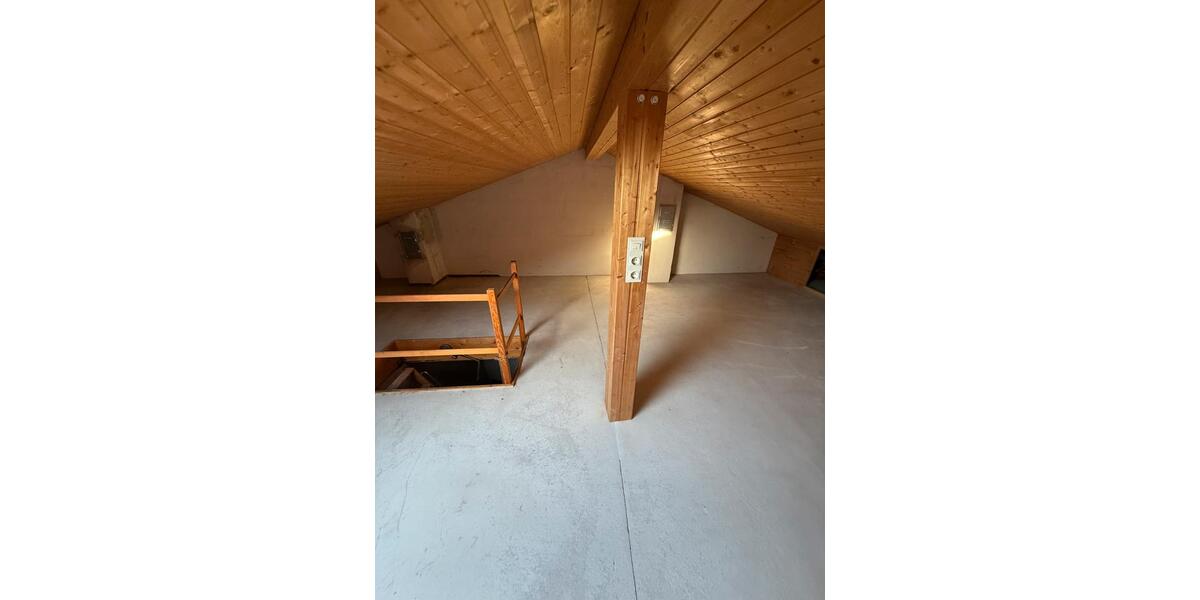 Doppelhaushälfte Neckarsulm - 8 Zimmer, 133 m&sup2;, 485.000&euro; | Angebot:26727353