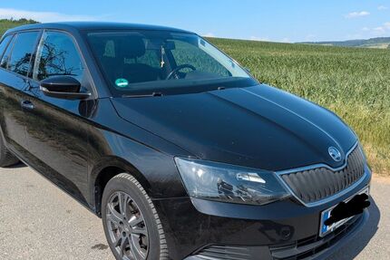 Skoda Fabia 140.000 km 8.800 &euro; Großbottwar 71723
