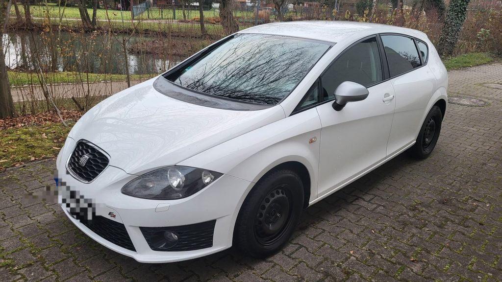 Seat Leon 128.000 km 7.500 € Massenbachhausen 74252