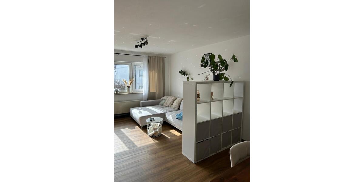 Etagenwohnung Vaihingen an der Enz - 2 Zimmer, 79 m&sup2;, 760&euro; | Angebot:25452026