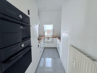 WOHNJUWEL AUF ZWEI EBENEN MIT ELEGANTEM FLAIR - Maisonettenwohnung Pleidelsheim | Angebot:26659065