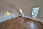 Dachgeschoßwohnung Ludwigsburg - 4 Zimmer, 97 m&sup2;, 1.315&euro; | Angebot:27608091