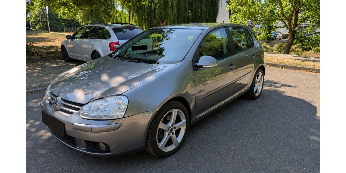 VW Golf 220.420 km 2.200 &euro; Erlenbach 74235