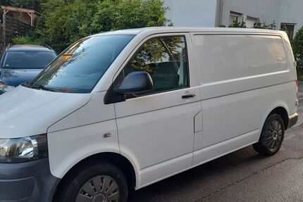 VW T5 andere 242.000 km 7.490 &euro; Leingarten 74211