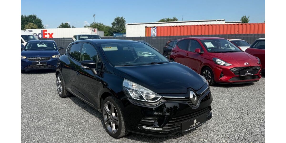 Renault Clio 149.000 km 5.499 &euro; Sachsenheim 74343