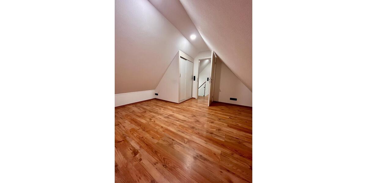 Maisonettenwohnung Neuenstadt am Kocher - 3.5 Zimmer, 92 m&sup2;, 940&euro; | Angebot:25523143