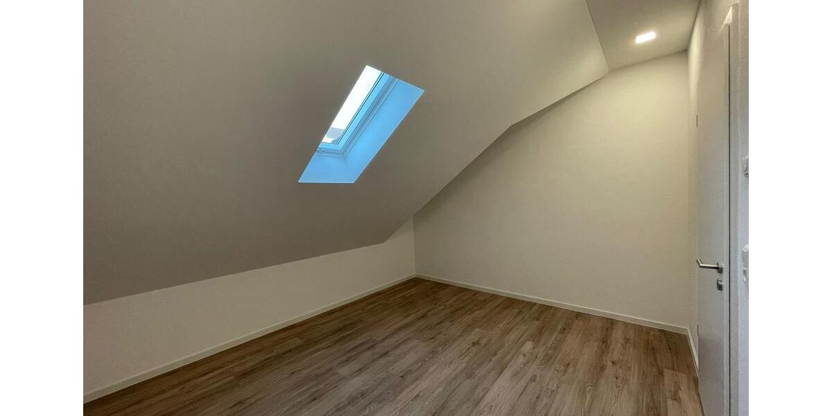 Dachgeschoßwohnung Haßmersheim - 2 Zimmer, 56 m&sup2;, 875&euro; | Angebot:26134704