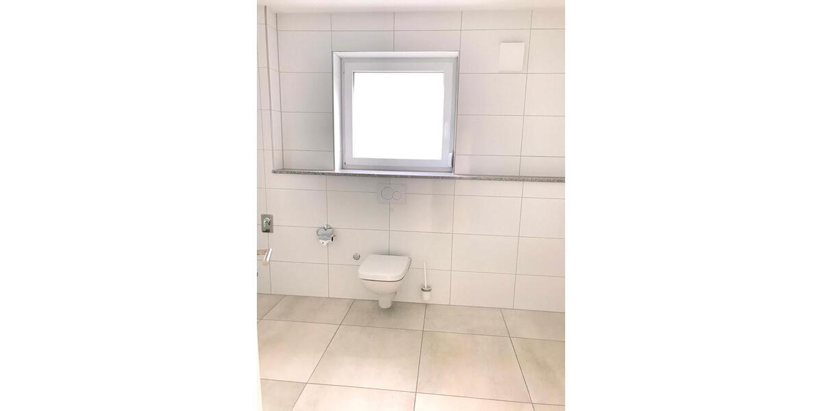 Erdgeschoßwohnung Gemmingen - 4 Zimmer, 123 m&sup2;, 1.100&euro; | Angebot:26181805