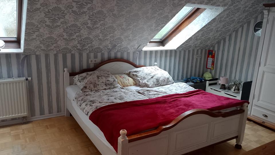 Dachgeschoßwohnung Brackenheim - 4.5 Zimmer, 110 m&sup2;, 369.000&euro; | Angebot:26135569