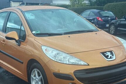 Peugeot 207 104.000 km 3.499 € Gundelsheim 74831