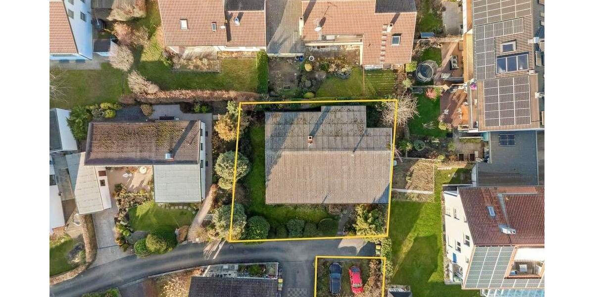 Traum-Bungalow, Sanierungsbedürftig in bester Lage Markgröningens 4 zimmer