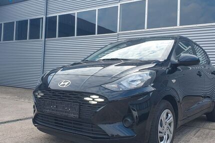Hyundai i10 17.892 km 11.899 &euro; Bad Friedrichshall 74177