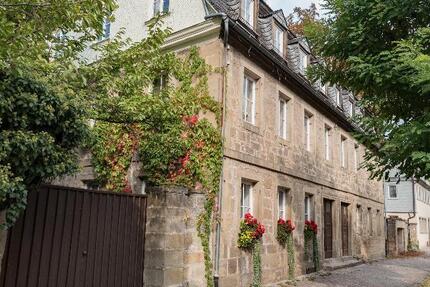 Haus Öhringen - 9 Zimmer, 285 m&sup2;, 895.000&euro; | Angebot:25147847