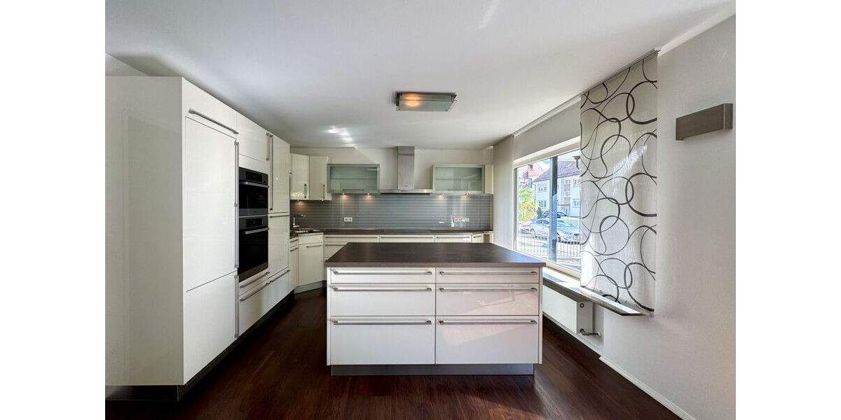 Unser Nest! Doppelhaushälfte in Ludwigsburg-West 6 zimmer