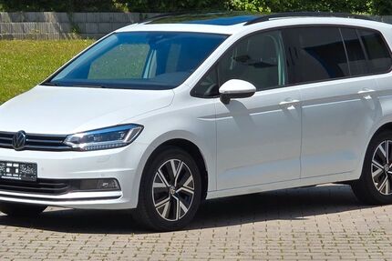 VW Touran 91.200 km 27.490 &euro; Kürnbach 75057