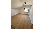 Dachgeschoßwohnung Leingarten - 3 Zimmer, 70 m&sup2;, 910&euro; | Angebot:26326703