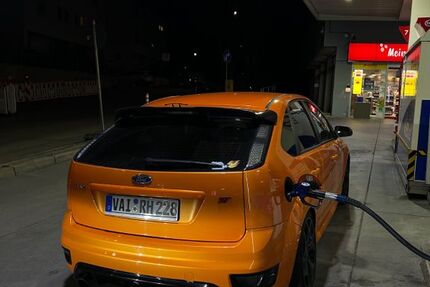 Ford Focus 232.456 km 9.250 &euro; Steinheim an der Murr 71711