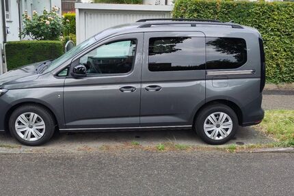 VW Caddy 98.000 km 18.600 &euro; heilbronn 74072