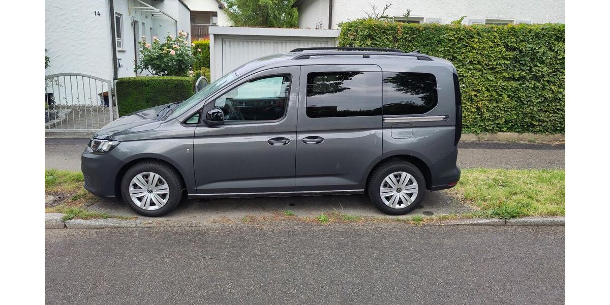 VW Caddy 98.000 km 18.600 &euro; heilbronn 74072