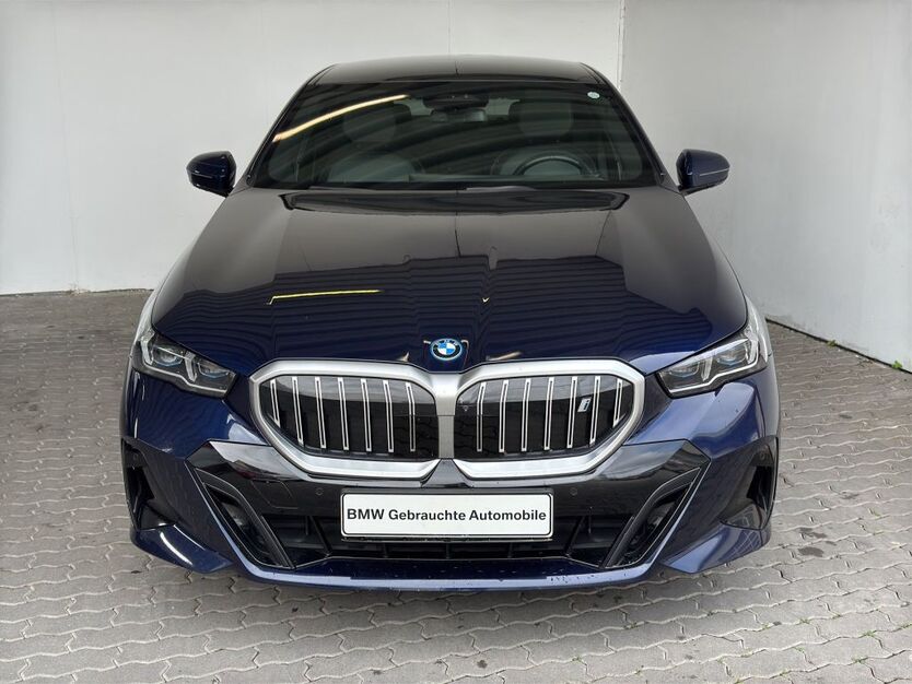 BMW i5 62.297 km 50.389 € Heilbronn 74076