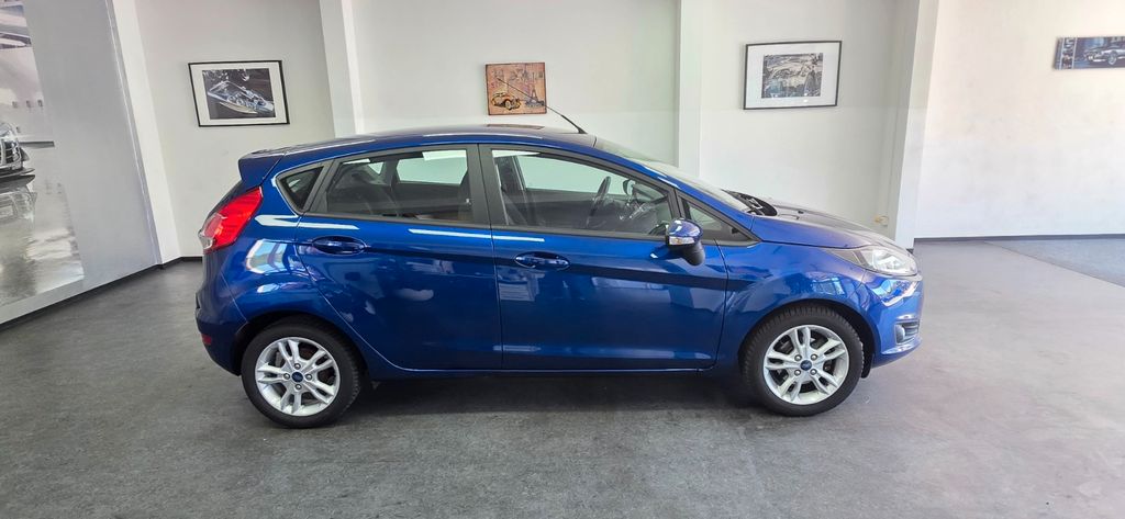 Ford Fiesta 129.000 km 5.990 &euro; Asperg/Ludwigsburg bei Stuttgart 71679