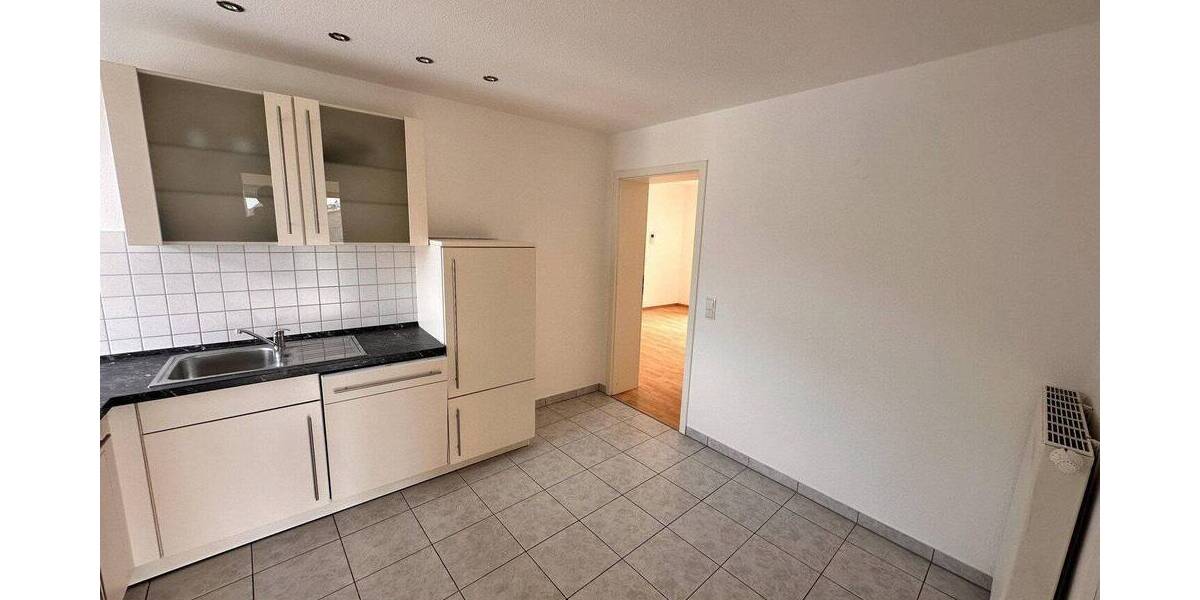 Etagenwohnung Sinsheim-Hilsbach Hilsbach - 3 Zimmer, 79 m&sup2;, 890&euro; | Angebot:26877216