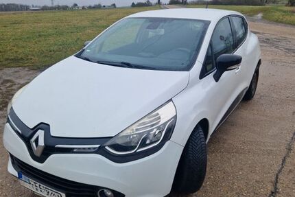 Renault Clio 136.000 km 5.500 &euro; Neckarbischofsheim 74924